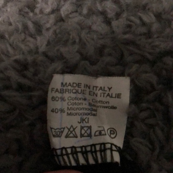 Brandy Melville Paradise Cove Crop Tank - Picture 4 of 5